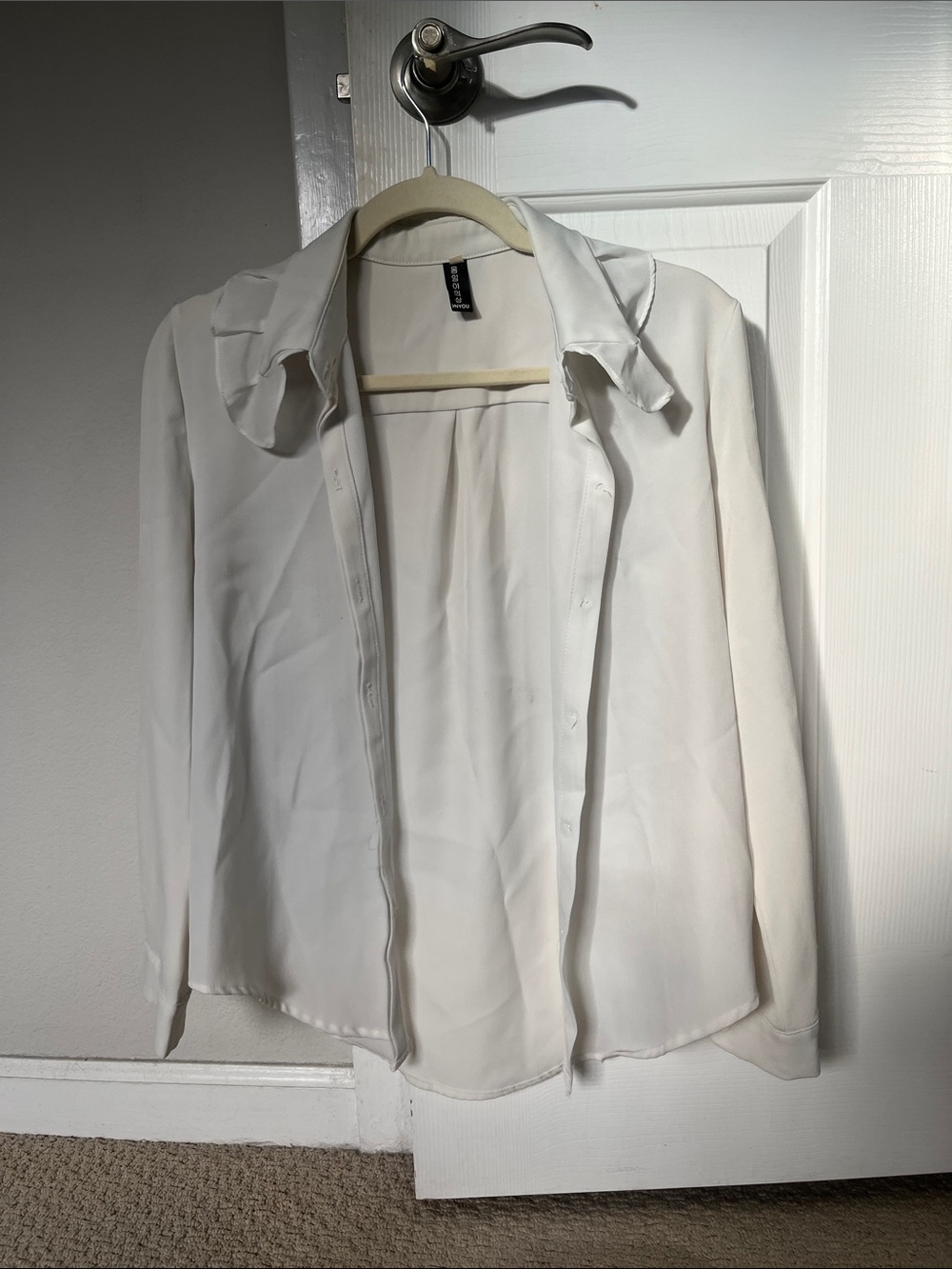 Lightweight White Women’s Button-Front Jacket